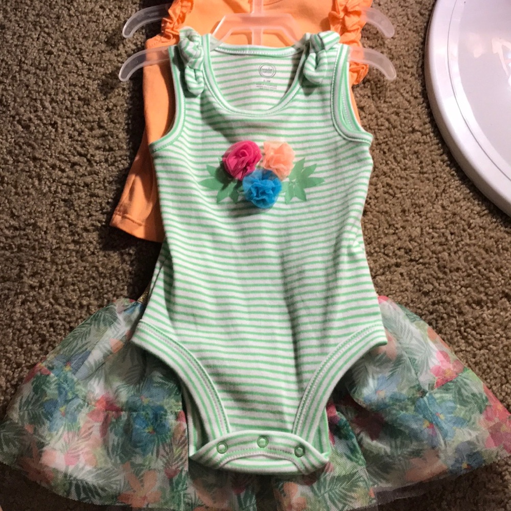 Little girl out fit